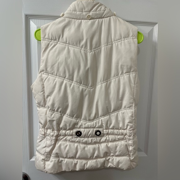 Cream-colored puffer vest - Picture 2 of 3